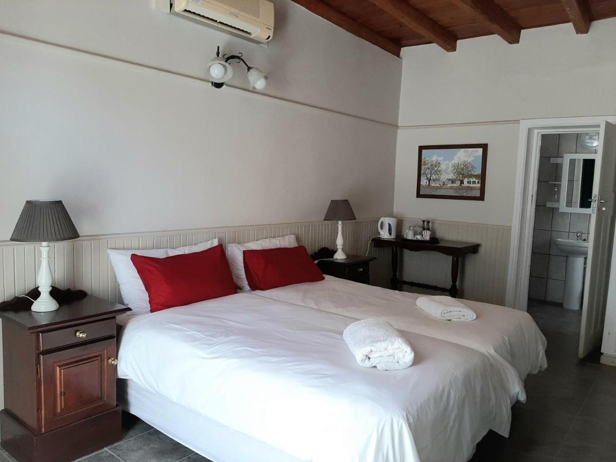 De Graaff Manor Hotel Luaran gambar